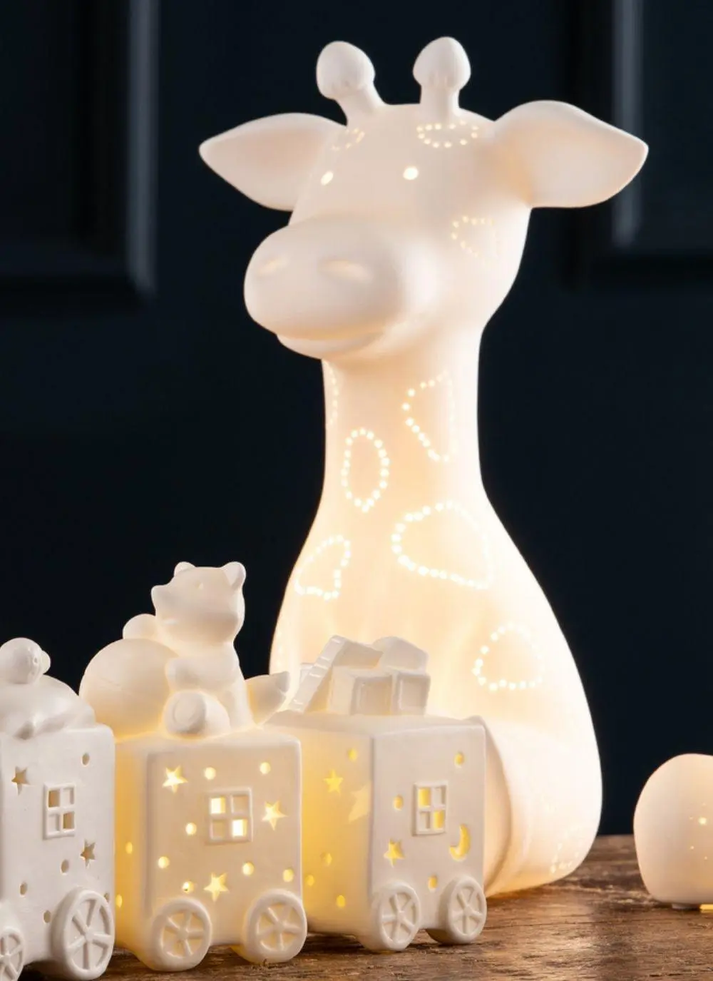 Giraffe Luminaire US